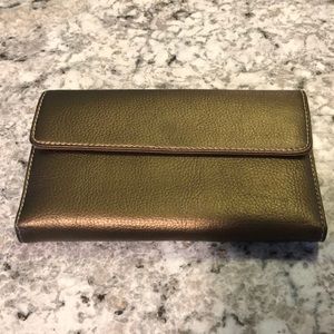 Bronze Clutch